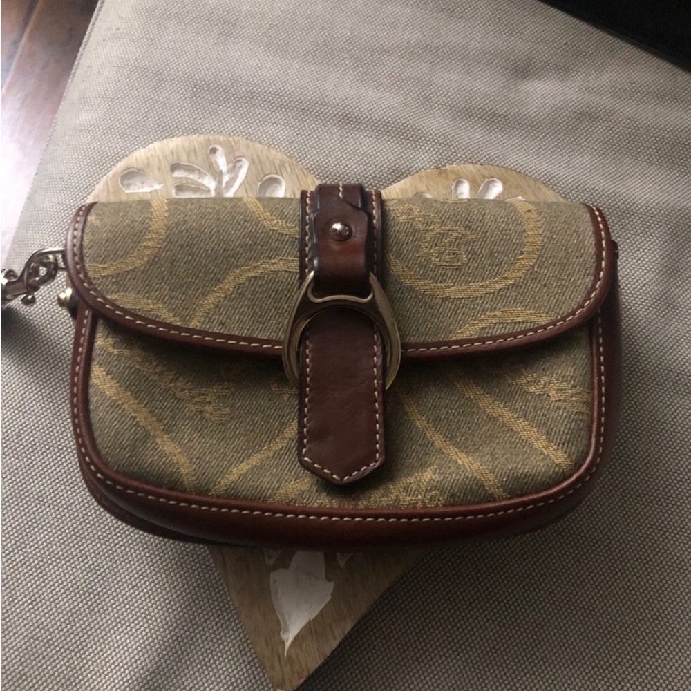 VintageY2K Dooney & Bourke Canvas and Leather Small Wristlet.